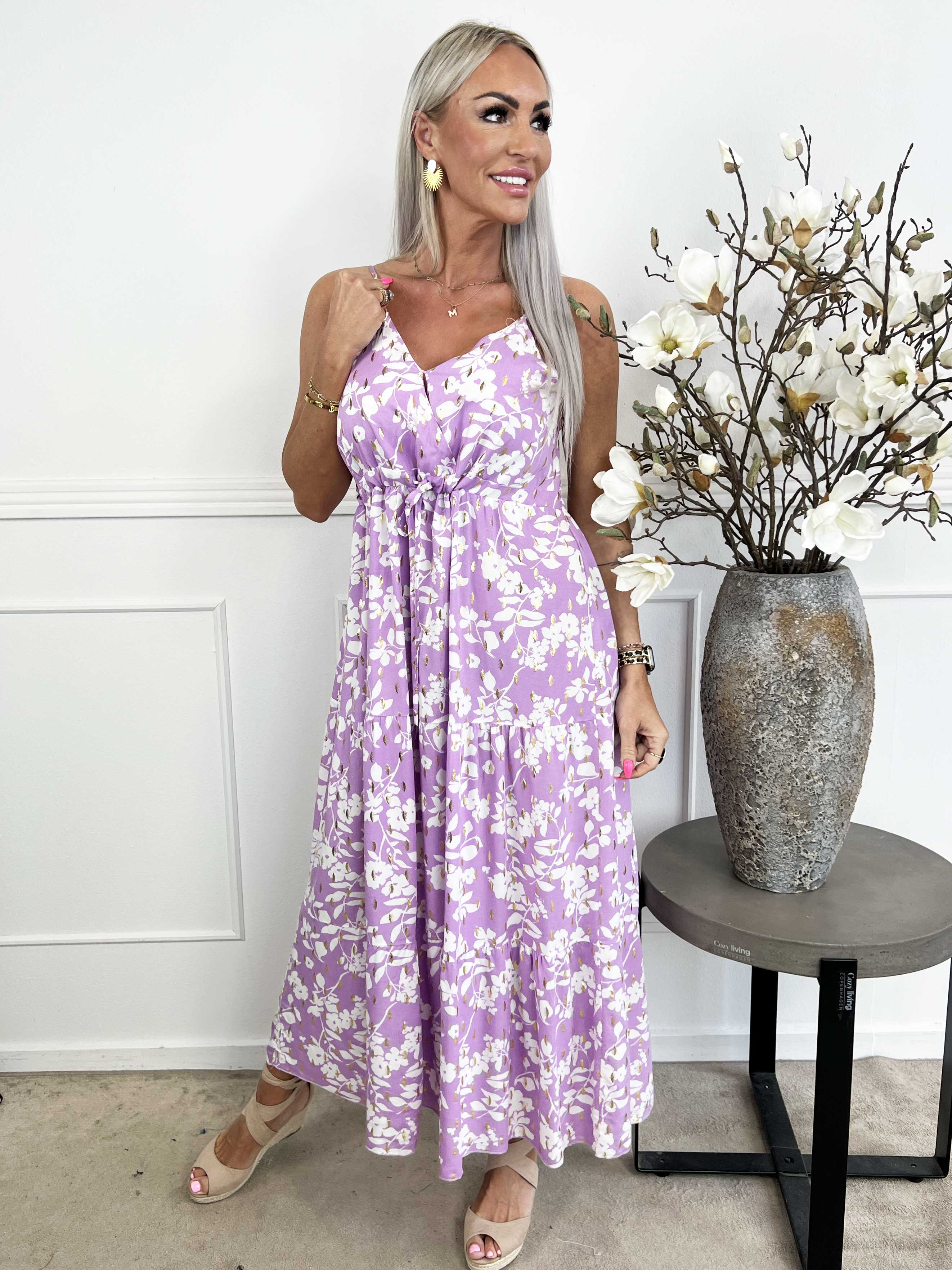 Lucie Flower - Viskose stropkjole i blomsterprint med v-udskæring